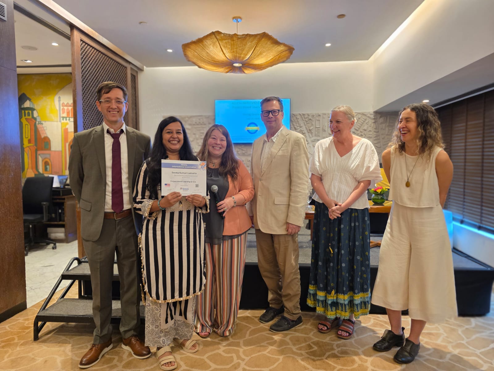 1 U.S. English Access Scholarship Program